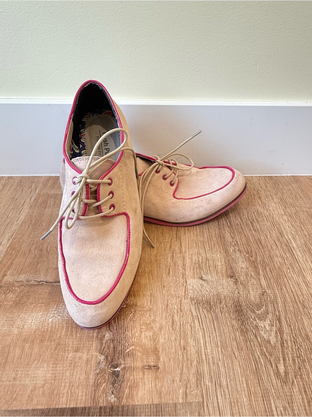 Hush Puppies Beige Suede Lace-Up Oxfords with Pink Trim